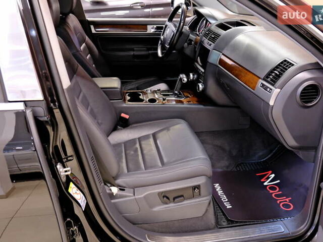 Черный Фольксваген Туарег, объемом двигателя 3.6 л и пробегом 182 тыс. км за 9900 $, фото 39 на Automoto.ua