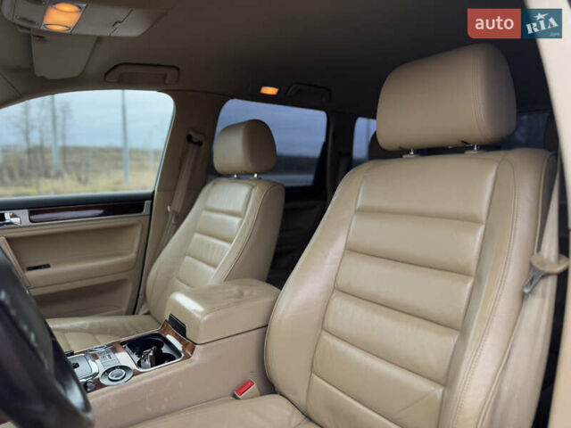 Черный Фольксваген Туарег, объемом двигателя 3.6 л и пробегом 280 тыс. км за 10750 $, фото 26 на Automoto.ua