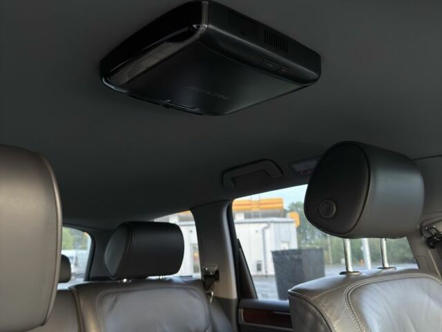 Черный Фольксваген Туарег, объемом двигателя 3.6 л и пробегом 260 тыс. км за 8600 $, фото 6 на Automoto.ua