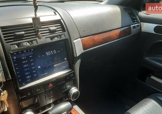 Чорний Фольксваген Туарег, об'ємом двигуна 2.97 л та пробігом 353 тис. км за 10500 $, фото 13 на Automoto.ua