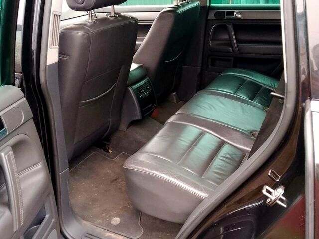 Чорний Фольксваген Туарег, об'ємом двигуна 3 л та пробігом 0 тис. км за 13000 $, фото 8 на Automoto.ua