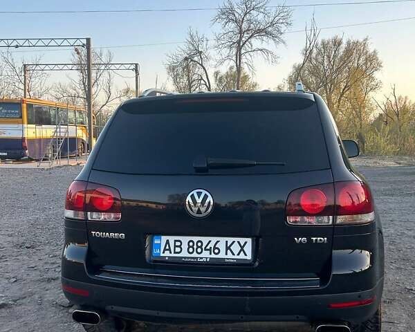 Чорний Фольксваген Туарег, об'ємом двигуна 3 л та пробігом 283 тис. км за 12200 $, фото 1 на Automoto.ua