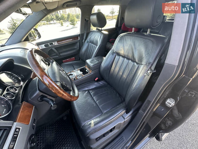 Черный Фольксваген Туарег, объемом двигателя 2.99 л и пробегом 342 тыс. км за 9122 $, фото 9 на Automoto.ua