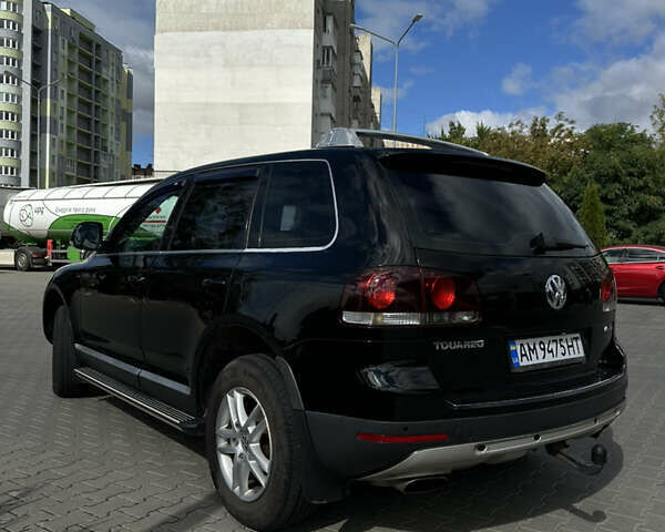 Черный Фольксваген Туарег, объемом двигателя 3 л и пробегом 289 тыс. км за 11800 $, фото 4 на Automoto.ua