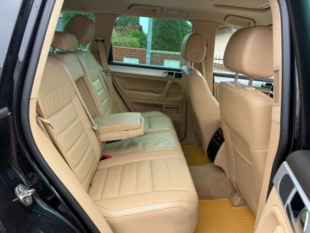 Черный Фольксваген Туарег, объемом двигателя 0 л и пробегом 259 тыс. км за 3500 $, фото 7 на Automoto.ua