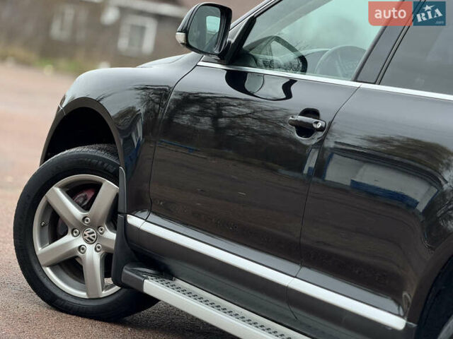 Черный Фольксваген Туарег, объемом двигателя 3.6 л и пробегом 280 тыс. км за 10750 $, фото 11 на Automoto.ua