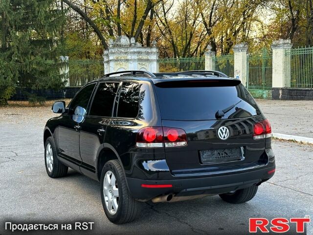 Фольксваген Туарег 2008 в Желтых Водах на Automoto.ua Черный Фольксваген Туарег, объемом двигателя 3 л и пробегом 221 тыс. км за 9800 $, фото 4 на Automoto.ua