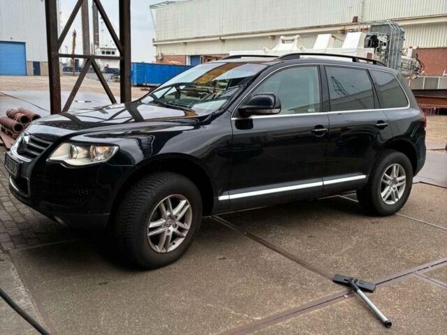 Чорний Фольксваген Туарег, об'ємом двигуна 2.5 л та пробігом 3 тис. км за 3000 $, фото 2 на Automoto.ua