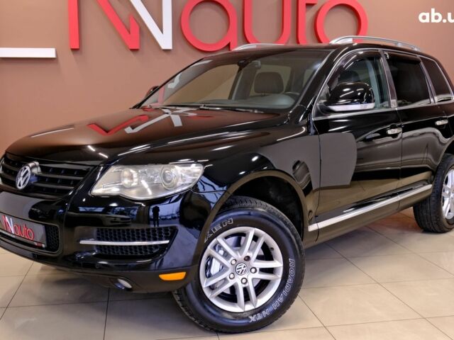 Черный Фольксваген Туарег, объемом двигателя 3.6 л и пробегом 182 тыс. км за 9900 $, фото 1 на Automoto.ua