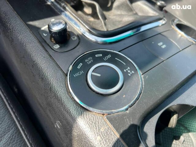 Черный Фольксваген Туарег, объемом двигателя 2.5 л и пробегом 336 тыс. км за 11990 $, фото 23 на Automoto.ua