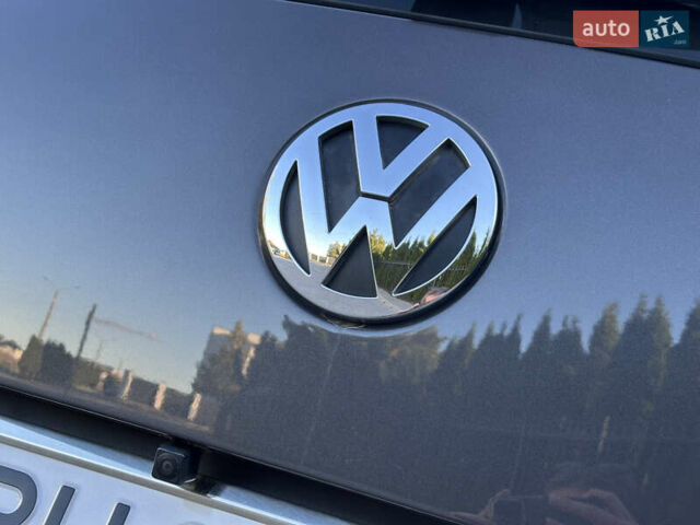 Черный Фольксваген Туарег, объемом двигателя 2.97 л и пробегом 240 тыс. км за 12200 $, фото 24 на Automoto.ua
