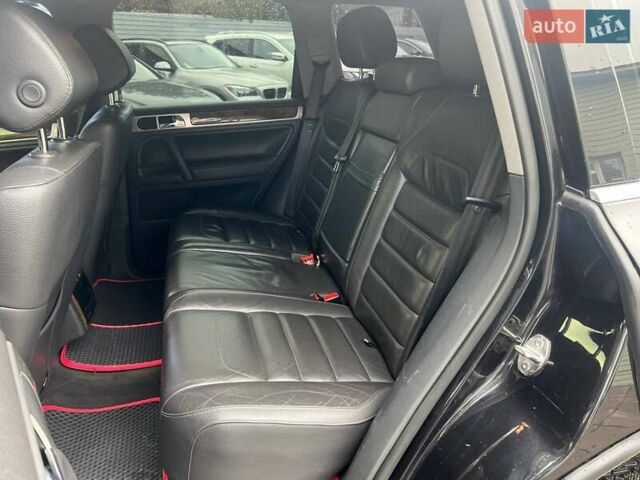 Черный Фольксваген Туарег, объемом двигателя 3.6 л и пробегом 218 тыс. км за 9790 $, фото 9 на Automoto.ua