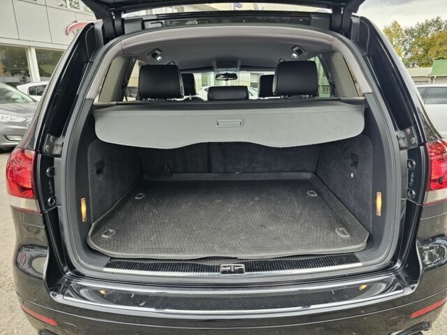 Черный Фольксваген Туарег, объемом двигателя 3.6 л и пробегом 250 тыс. км за 10700 $, фото 13 на Automoto.ua