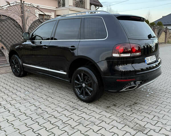 Черный Фольксваген Туарег, объемом двигателя 3 л и пробегом 217 тыс. км за 13450 $, фото 8 на Automoto.ua