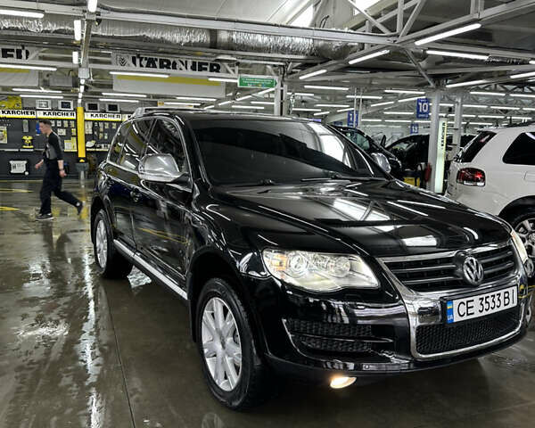 Чорний Фольксваген Туарег, об'ємом двигуна 2.97 л та пробігом 315 тис. км за 10700 $, фото 1 на Automoto.ua