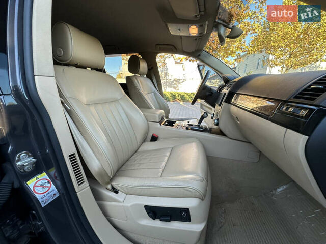 Черный Фольксваген Туарег, объемом двигателя 2.97 л и пробегом 240 тыс. км за 12200 $, фото 42 на Automoto.ua