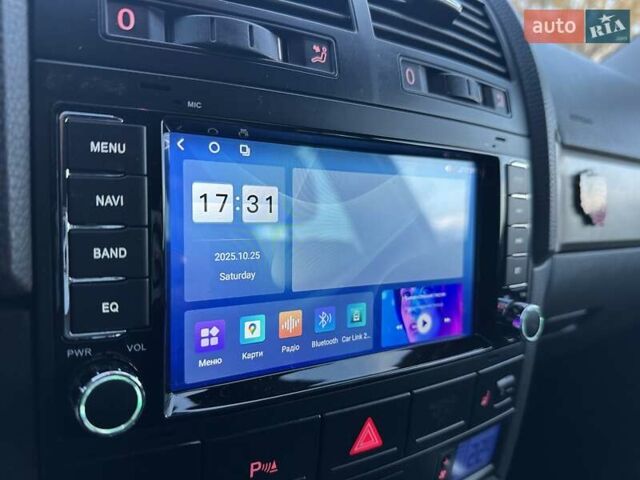 Чорний Фольксваген Туарег, об'ємом двигуна 3 л та пробігом 340 тис. км за 10900 $, фото 21 на Automoto.ua