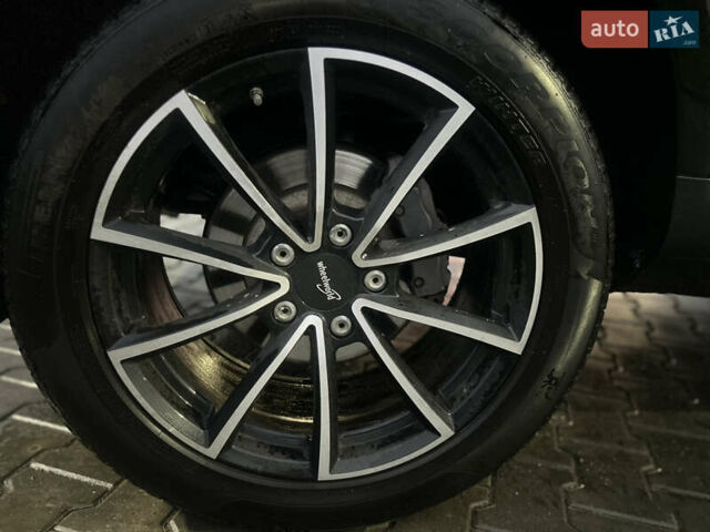 Черный Фольксваген Туарег, объемом двигателя 2.97 л и пробегом 159 тыс. км за 13800 $, фото 33 на Automoto.ua