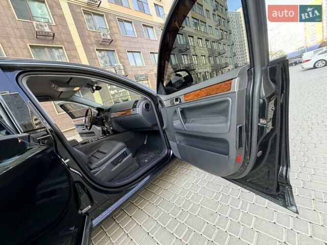 Черный Фольксваген Туарег, объемом двигателя 3.6 л и пробегом 184 тыс. км за 12999 $, фото 30 на Automoto.ua