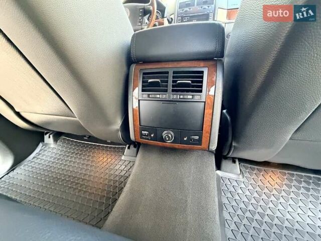 Черный Фольксваген Туарег, объемом двигателя 3.6 л и пробегом 184 тыс. км за 12999 $, фото 31 на Automoto.ua