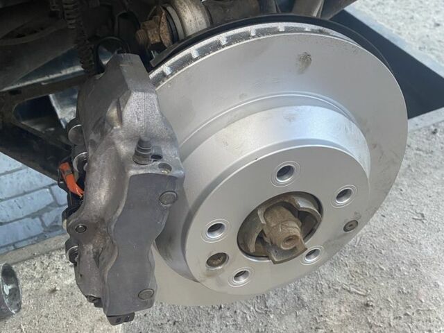 Черный Фольксваген Туарег, объемом двигателя 3 л и пробегом 290 тыс. км за 13350 $, фото 20 на Automoto.ua