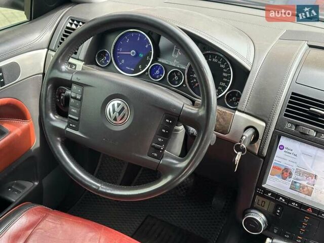 Черный Фольксваген Туарег, объемом двигателя 3 л и пробегом 261 тыс. км за 14440 $, фото 16 на Automoto.ua