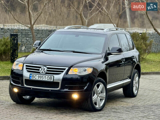 Черный Фольксваген Туарег, объемом двигателя 3 л и пробегом 280 тыс. км за 11700 $, фото 5 на Automoto.ua