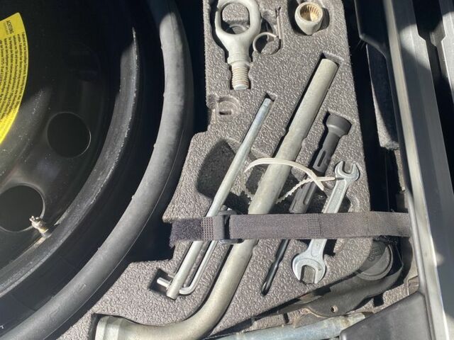 Черный Фольксваген Туарег, объемом двигателя 3 л и пробегом 290 тыс. км за 13350 $, фото 9 на Automoto.ua