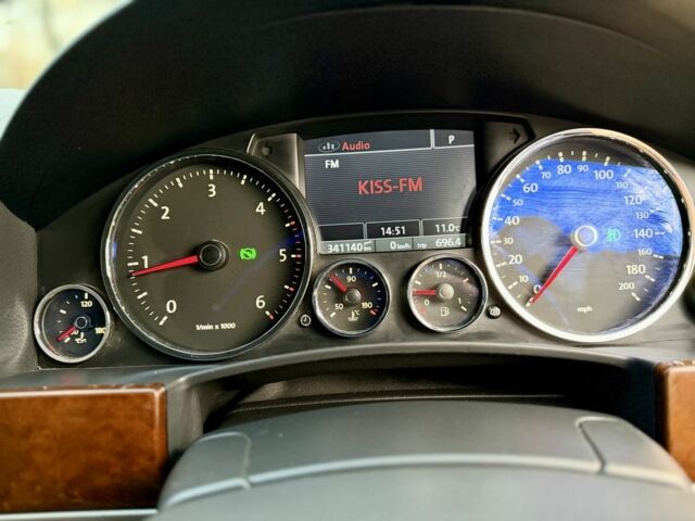 Черный Фольксваген Туарег, объемом двигателя 0 л и пробегом 345 тыс. км за 5300 $, фото 9 на Automoto.ua