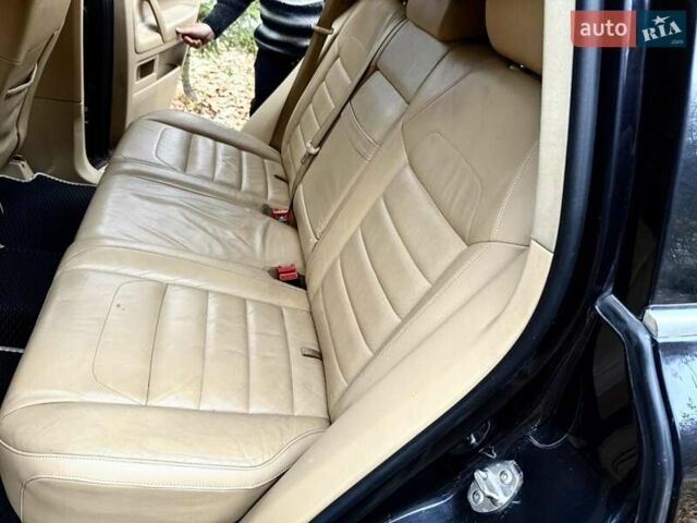 Черный Фольксваген Туарег, объемом двигателя 3 л и пробегом 203 тыс. км за 10999 $, фото 18 на Automoto.ua