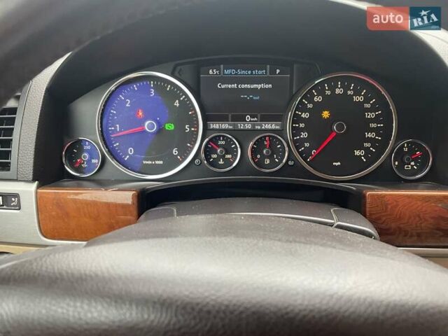 Черный Фольксваген Туарег, объемом двигателя 2.97 л и пробегом 348 тыс. км за 12500 $, фото 10 на Automoto.ua