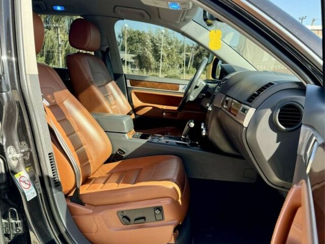 Фольксваген Туарег 2009 в Ровно на Automoto.ua Черный Фольксваген Туарег, объемом двигателя 3 л и пробегом 254 тыс. км за 6800 $, фото 13 на Automoto.ua