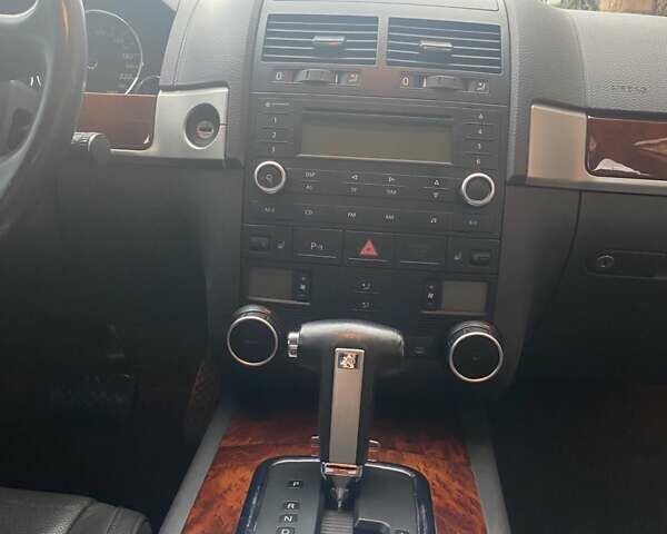 Черный Фольксваген Туарег, объемом двигателя 3.6 л и пробегом 148 тыс. км за 14000 $, фото 18 на Automoto.ua