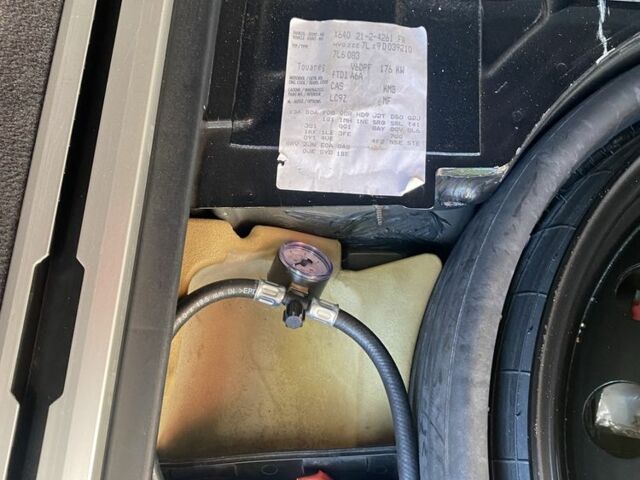 Черный Фольксваген Туарег, объемом двигателя 3 л и пробегом 290 тыс. км за 13350 $, фото 10 на Automoto.ua