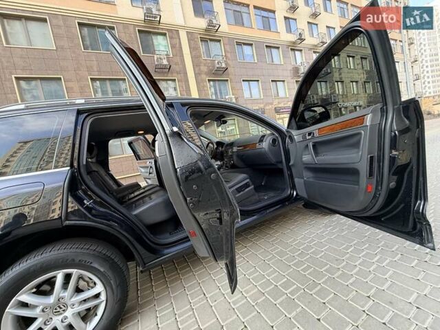 Черный Фольксваген Туарег, объемом двигателя 3.6 л и пробегом 184 тыс. км за 12999 $, фото 28 на Automoto.ua