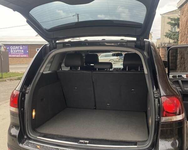 Черный Фольксваген Туарег, объемом двигателя 3.6 л и пробегом 148 тыс. км за 14000 $, фото 7 на Automoto.ua