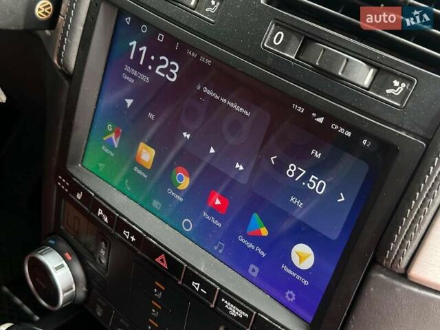 Черный Фольксваген Туарег, объемом двигателя 3 л и пробегом 261 тыс. км за 14440 $, фото 23 на Automoto.ua