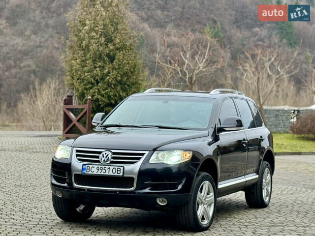 Черный Фольксваген Туарег, объемом двигателя 3 л и пробегом 280 тыс. км за 11700 $, фото 10 на Automoto.ua