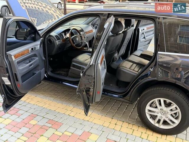 Черный Фольксваген Туарег, объемом двигателя 3.6 л и пробегом 184 тыс. км за 12999 $, фото 88 на Automoto.ua