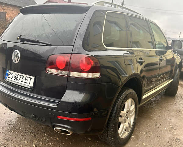 Черный Фольксваген Туарег, объемом двигателя 2.97 л и пробегом 308 тыс. км за 12500 $, фото 3 на Automoto.ua