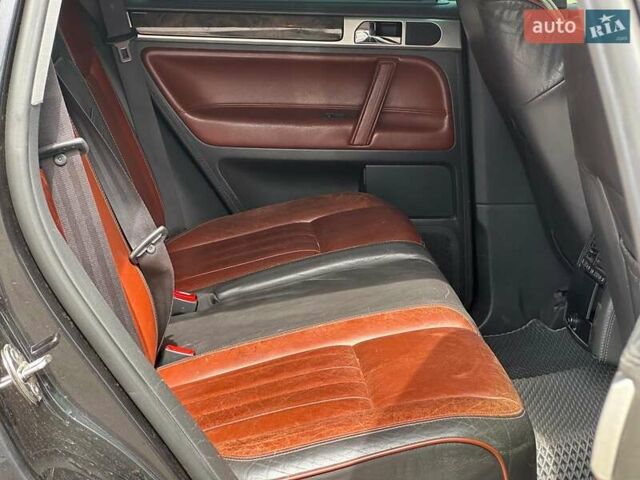 Черный Фольксваген Туарег, объемом двигателя 3 л и пробегом 261 тыс. км за 14440 $, фото 12 на Automoto.ua