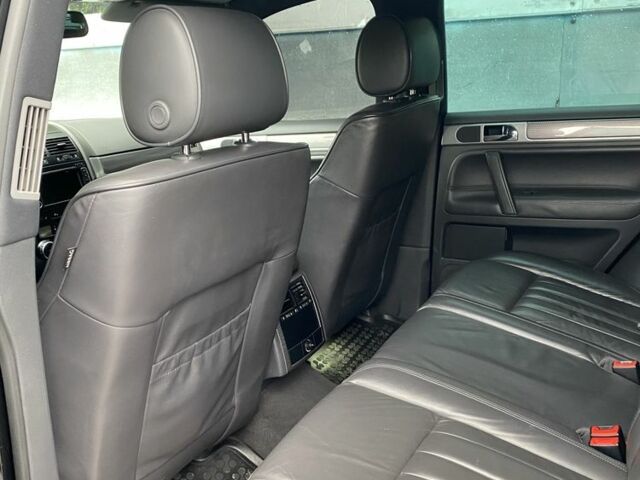 Черный Фольксваген Туарег, объемом двигателя 3 л и пробегом 290 тыс. км за 13350 $, фото 18 на Automoto.ua