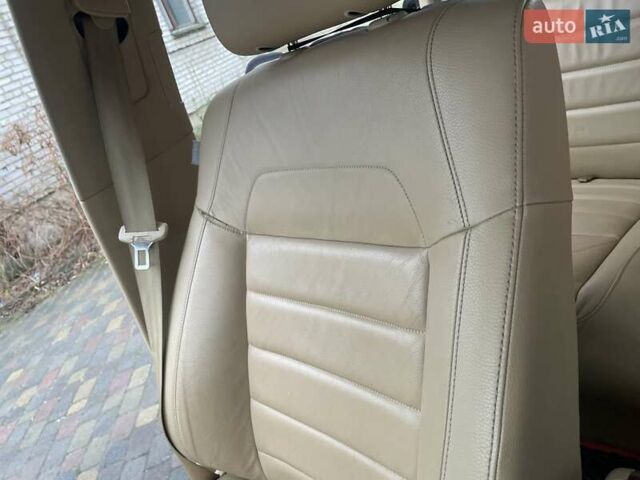 Черный Фольксваген Туарег, объемом двигателя 2.97 л и пробегом 348 тыс. км за 12500 $, фото 2 на Automoto.ua