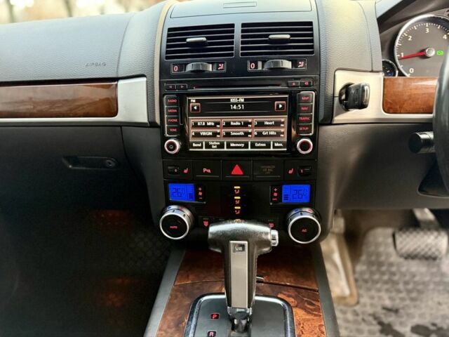 Черный Фольксваген Туарег, объемом двигателя 0 л и пробегом 345 тыс. км за 5300 $, фото 8 на Automoto.ua