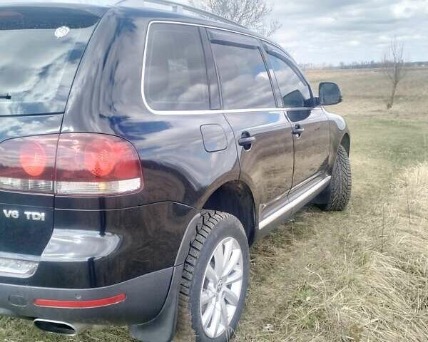 Чорний Фольксваген Туарег, об'ємом двигуна 2.97 л та пробігом 284 тис. км за 12000 $, фото 7 на Automoto.ua