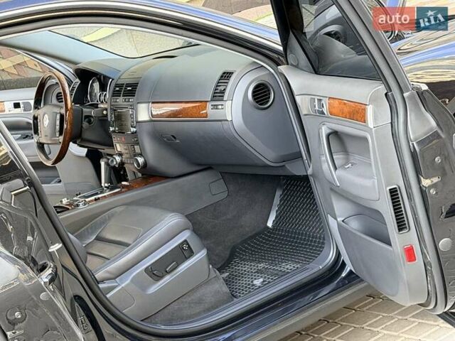 Черный Фольксваген Туарег, объемом двигателя 3.6 л и пробегом 184 тыс. км за 12999 $, фото 67 на Automoto.ua