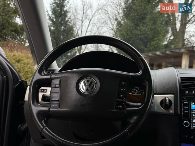 Черный Фольксваген Туарег, объемом двигателя 3 л и пробегом 280 тыс. км за 11700 $, фото 41 на Automoto.ua