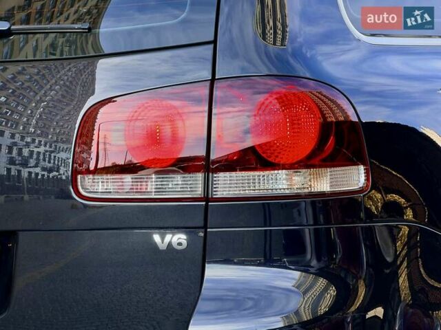 Черный Фольксваген Туарег, объемом двигателя 3.6 л и пробегом 184 тыс. км за 12999 $, фото 102 на Automoto.ua