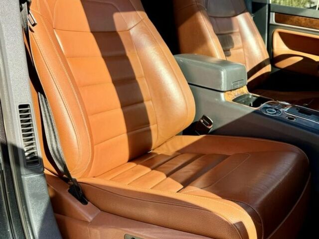 Фольксваген Туарег 2009 в Ровно на Automoto.ua Черный Фольксваген Туарег, объемом двигателя 3 л и пробегом 254 тыс. км за 6800 $, фото 10 на Automoto.ua