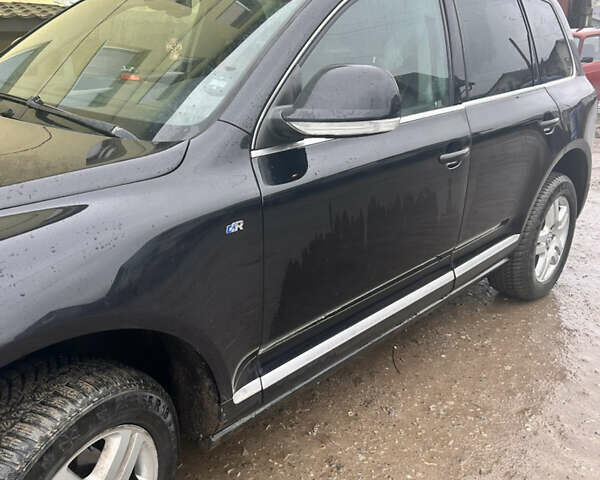 Черный Фольксваген Туарег, объемом двигателя 2.97 л и пробегом 308 тыс. км за 12500 $, фото 8 на Automoto.ua